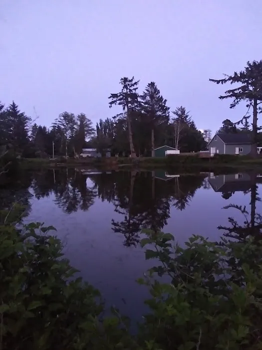 Alder Manor Mobile Home Park Picture 1