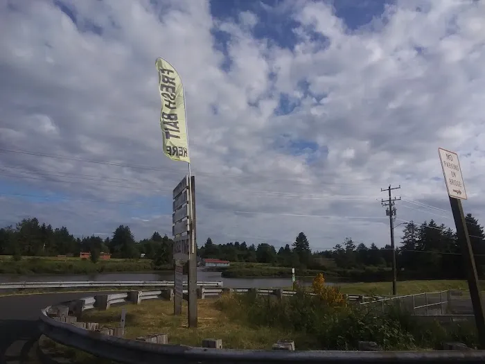 Alder Manor Mobile Home Park Picture 4