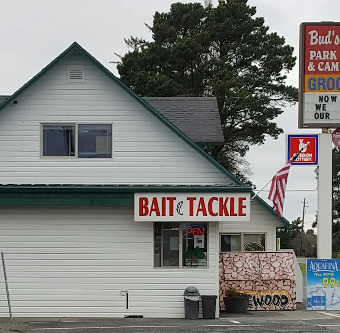 Bud's RV Park & Grocery Picture 10