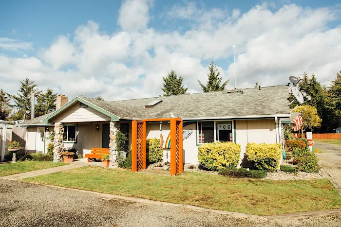 KM Resorts - Columbia Shores RV Resort Picture 2