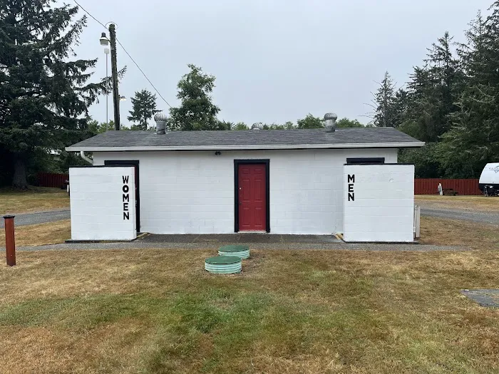 KM Resorts - Columbia Shores RV Resort Picture 5