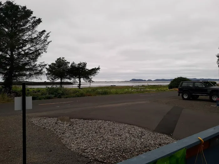 Chinook RV Park Picture 10