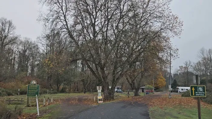 Stan Hedwall RV Park Picture 2