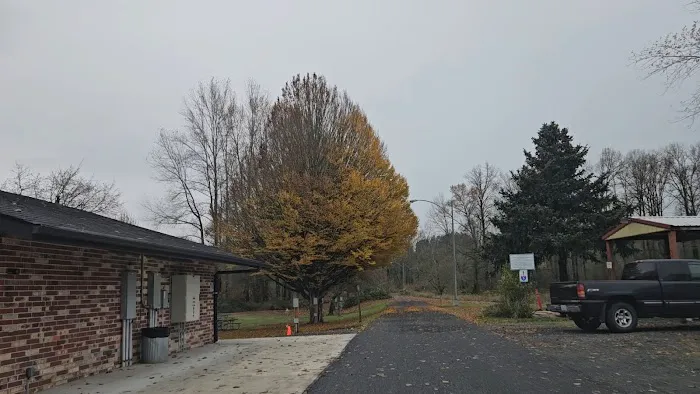 Stan Hedwall RV Park Picture 1