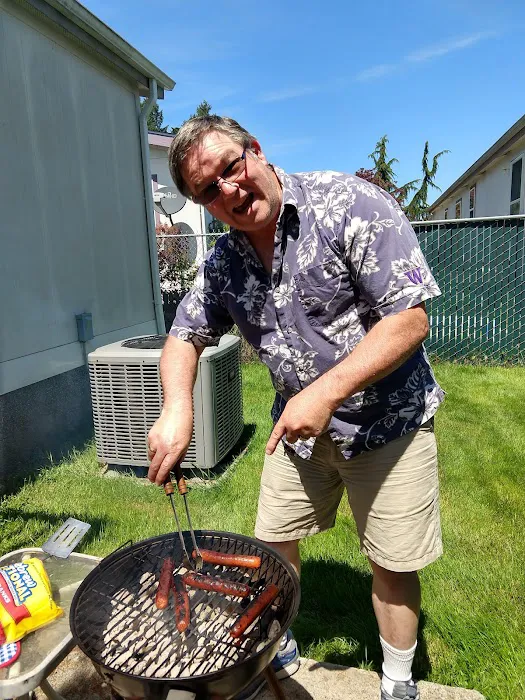 Hunters Walk Manufactured Home Comm office Picture 5