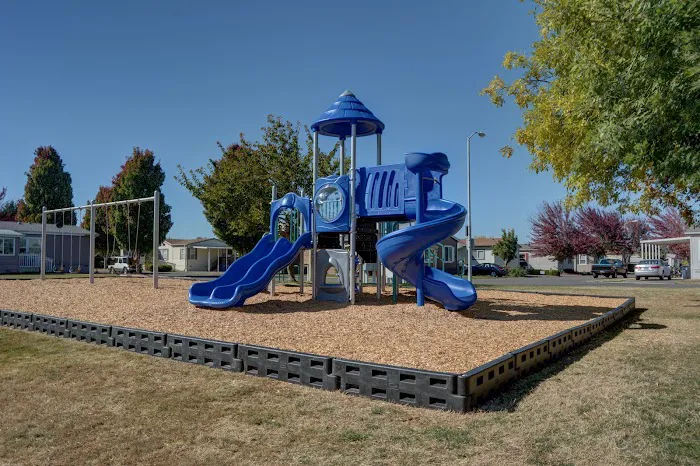 Windemere Meadows Picture 8