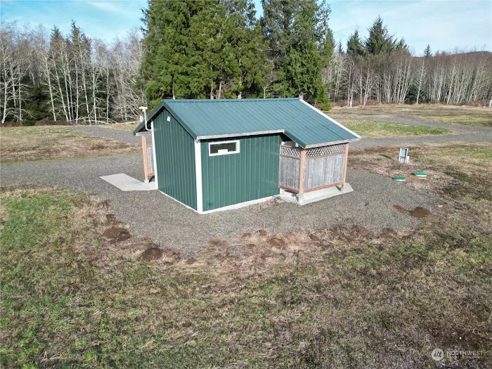 Coastal Woods RV Park Picture 9