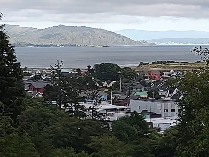 Eagles Nest RV Resort Picture 3