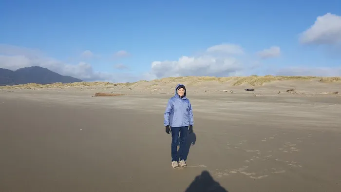 Nehalem Bay Trailer Park Picture 4