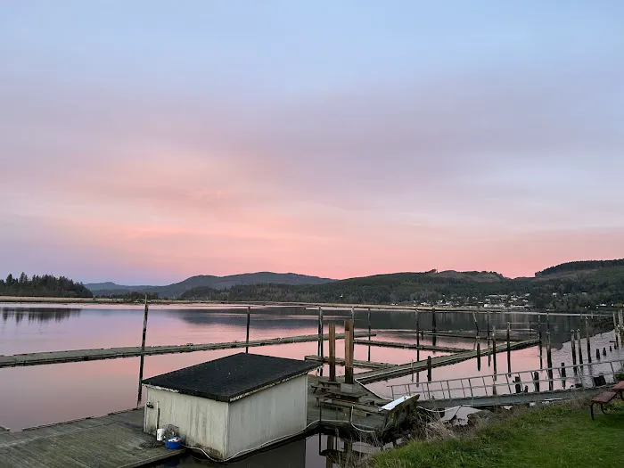 Paradise Cove RV Resort & Marina Picture 6