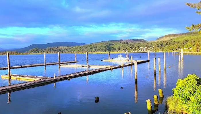 Paradise Cove RV Resort & Marina Picture 4