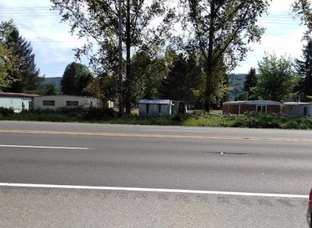 Mountain Road Park LLC & RV Park