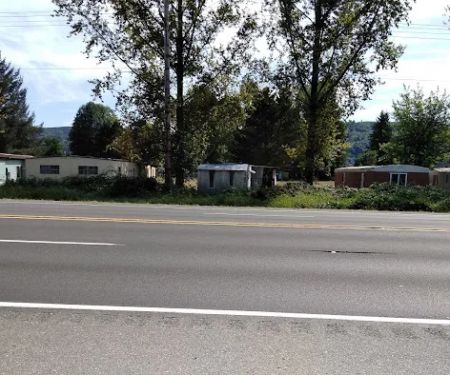 Mountain Road Park LLC & RV Park