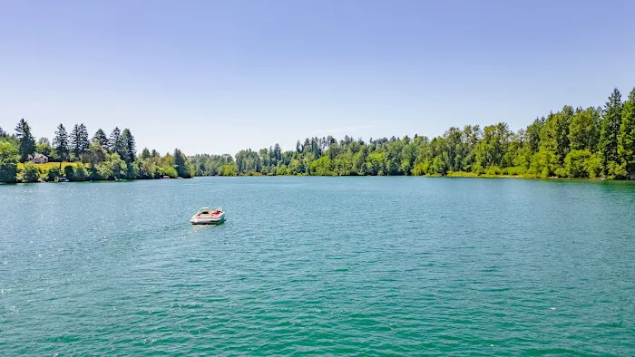 Harmony Lakeside RV & Cabins Resorts Picture 3