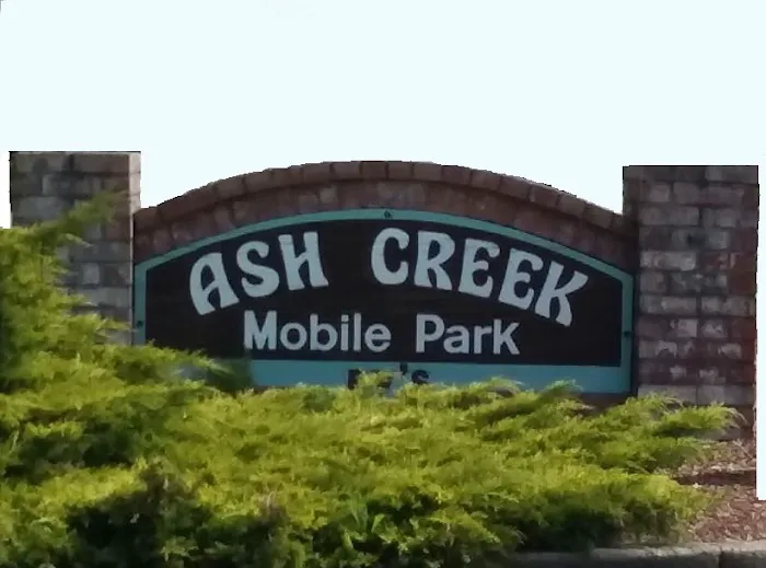 Ash Creek Mobile & RV Park Picture 9