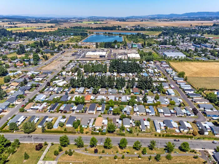 Monmouth Mobile Estates Picture 4