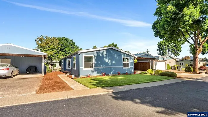 Meadow Creek Village Picture 10