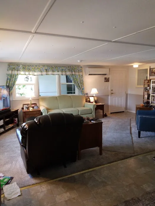 Sublimity Mobile Village Picture 4