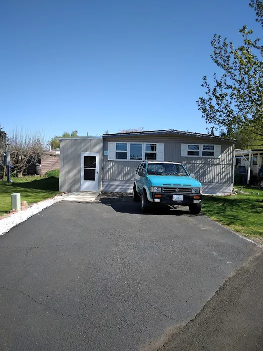 Sublimity Mobile Village Picture 8