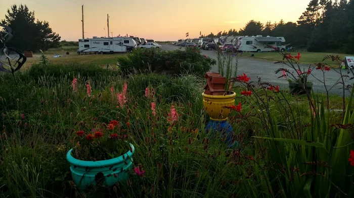 Andersens Oceanside RV Park & Cottages Picture 6