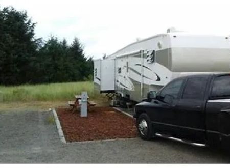 Andersens Oceanside RV Park & Cottages