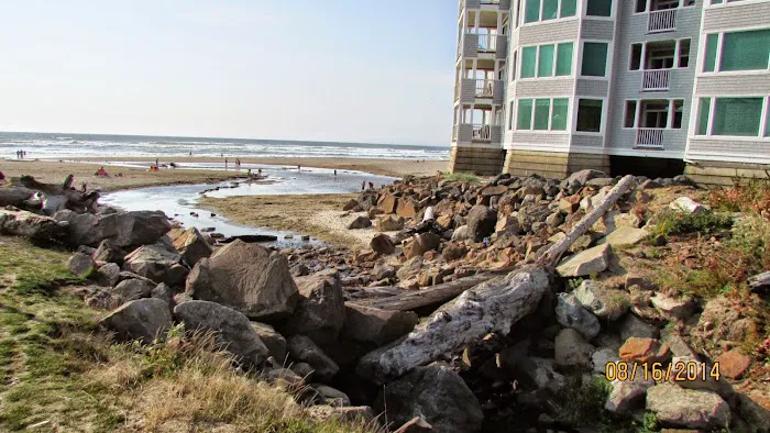 Rockaway Beach RV Park Picture 2