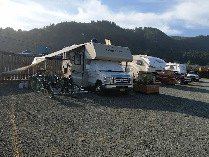 Port Of Garibaldi RV Park Picture 7