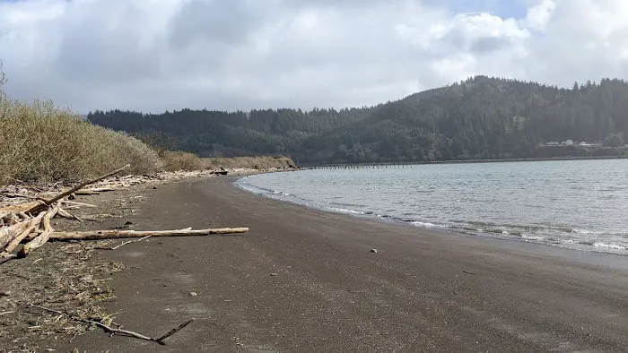 Port Of Garibaldi RV Park Picture 9