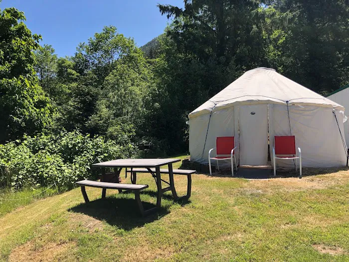 Misty River RV Park and Glamping Picture 1