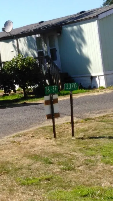 Trask River Mobile Home Park Picture 8