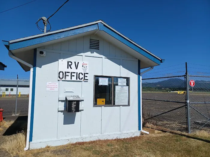 Port of Tillamook Bay RV Park Picture 3
