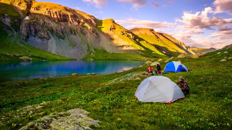 Top 5 Scenic Lake Campsites in the U.S. for Your Next Outdoor Adventure