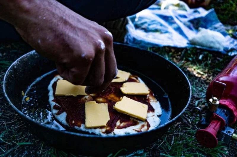 Best Campfire Snacks for Backpackers and Trail Runners: Quick and Easy Treats