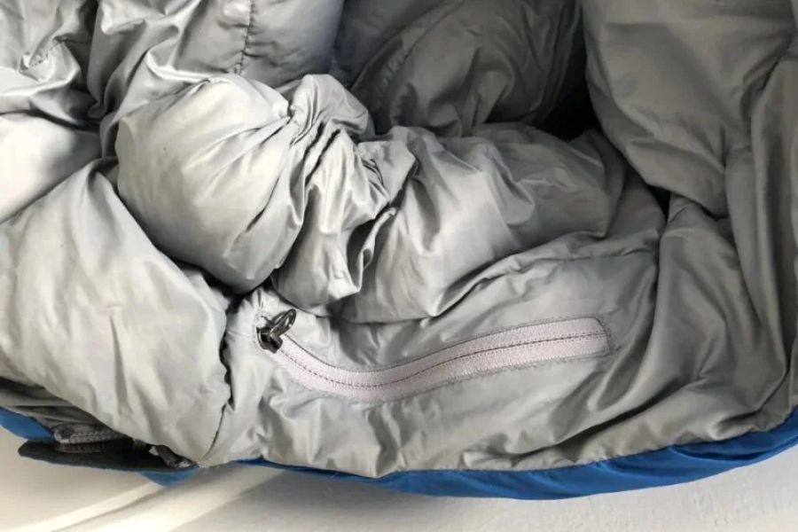 How to Choose the Right Sleeping Bag for Your Camping Trip | Expert Tips