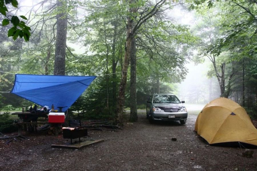 How to Prepare for Rainy Weather During Camping: Tips for a Dry and Comfortable Trip