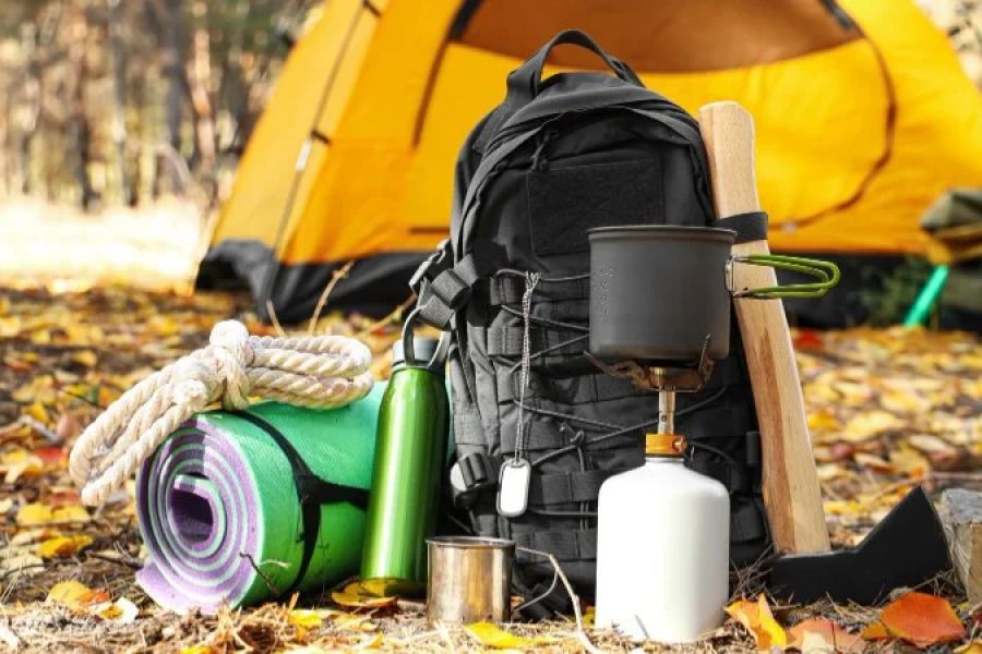 How to Pack Essential Gear for a Weekend Camping Trip
