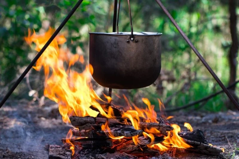 How to Use Campfire Heat to Cook Pasta in a Pot: A Step-by-Step Guide