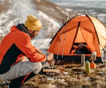 Top 5 Tips for Camping in Cold Weather