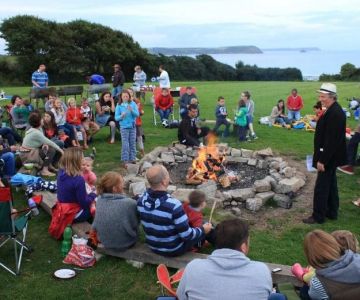 Top 5 Campsites That Allow Campfires Year-Round: Perfect Spots for Outdoor Enthusiasts