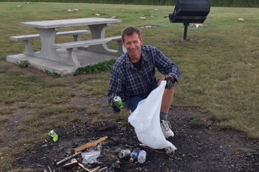 How to Enjoy Camping Without Leaving Trash Behind: Eco-Friendly Tips for a Cleaner Adventure