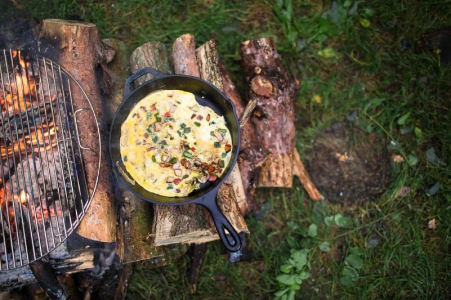 How to Make Easy and Delicious Camping Meals | Tips for Stress-Free Cooking