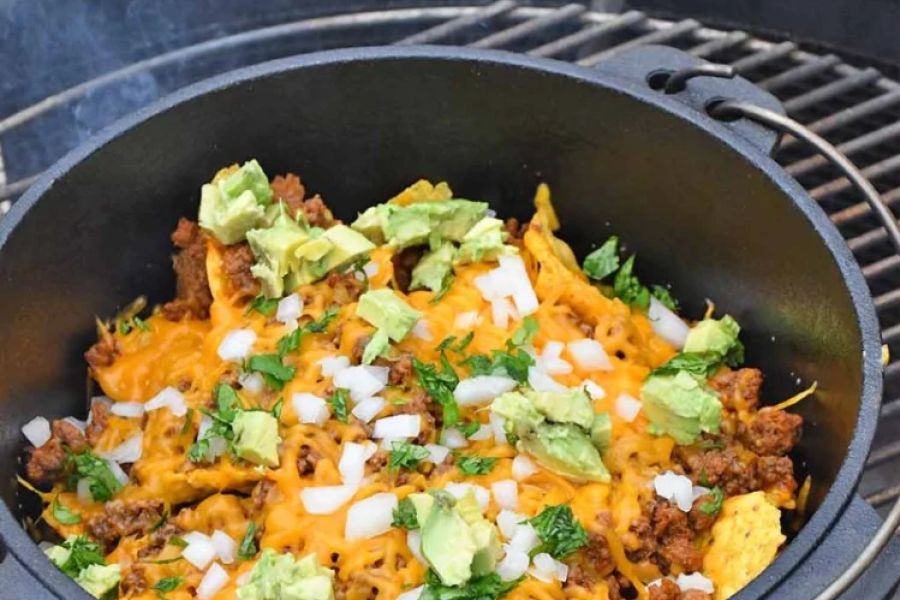 How to Make Campfire Nachos with Easy Ingredients – A Fun and Delicious Camping Treat
