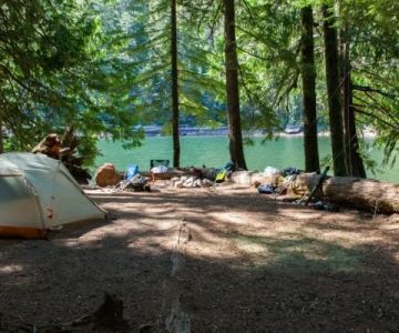 Top 5 Scenic Lake Campgrounds for Families: Best Spots for Outdoor Adventures