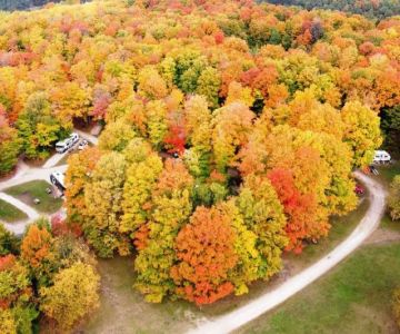 Top 5 Scenic Campgrounds for Fall Foliage in the U.S.