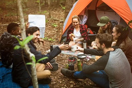 How to Plan a Weekend Camping Trip with Friends