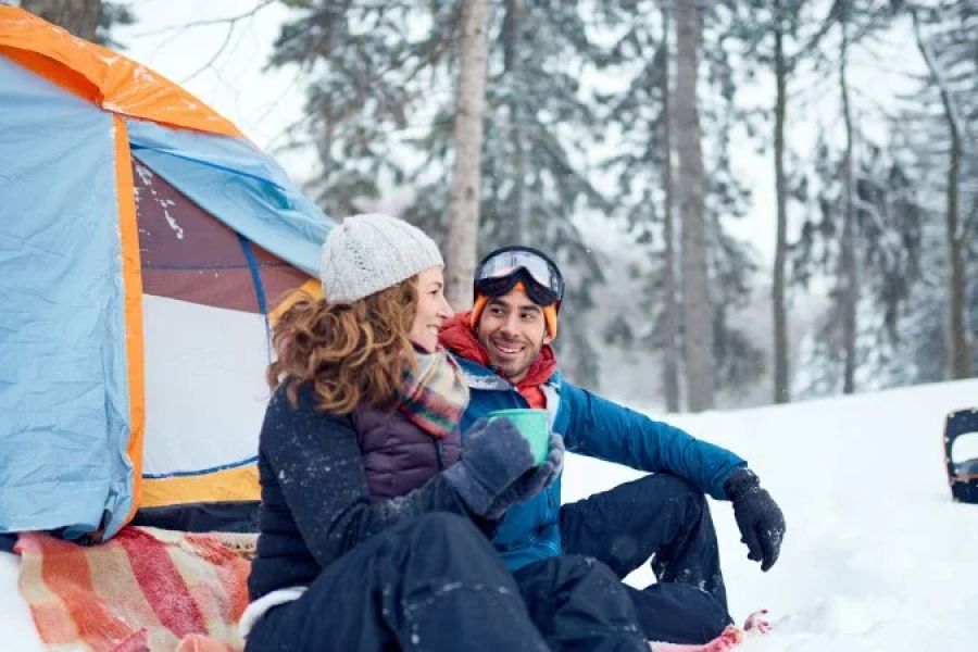 How to Stay Warm While Camping in Cold Weather