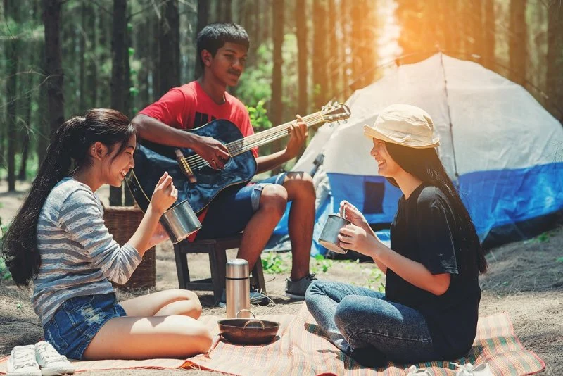 How to Make Camping Fun for Teenagers: Tips and Ideas for an Enjoyable Adventure
