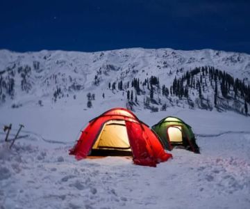 How to Make Camping Cozy Even in Cold Weather – Tips for a Warm and Comfortable Outdoor Experience