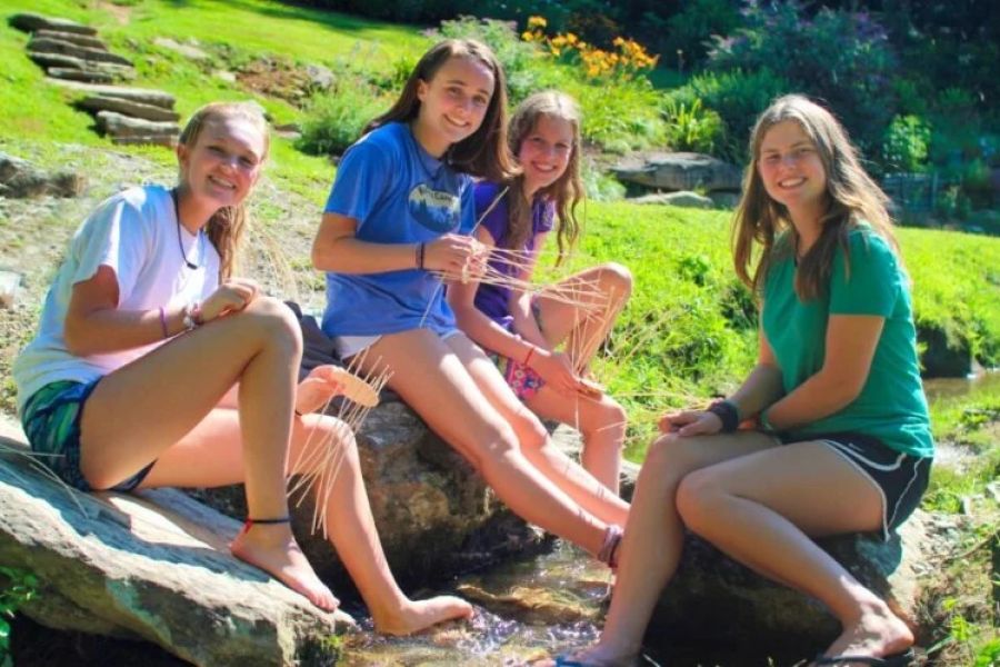 How to Make Camping Fun for Teenagers: Tips and Activities for an Unforgettable Trip