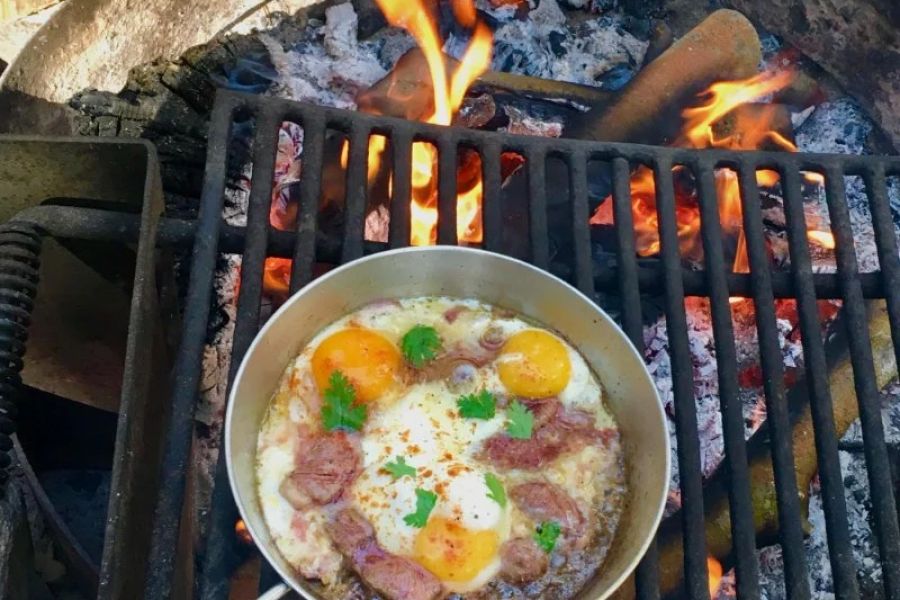 How to Cook Campfire Breakfast Like a Pro: Tips and Techniques